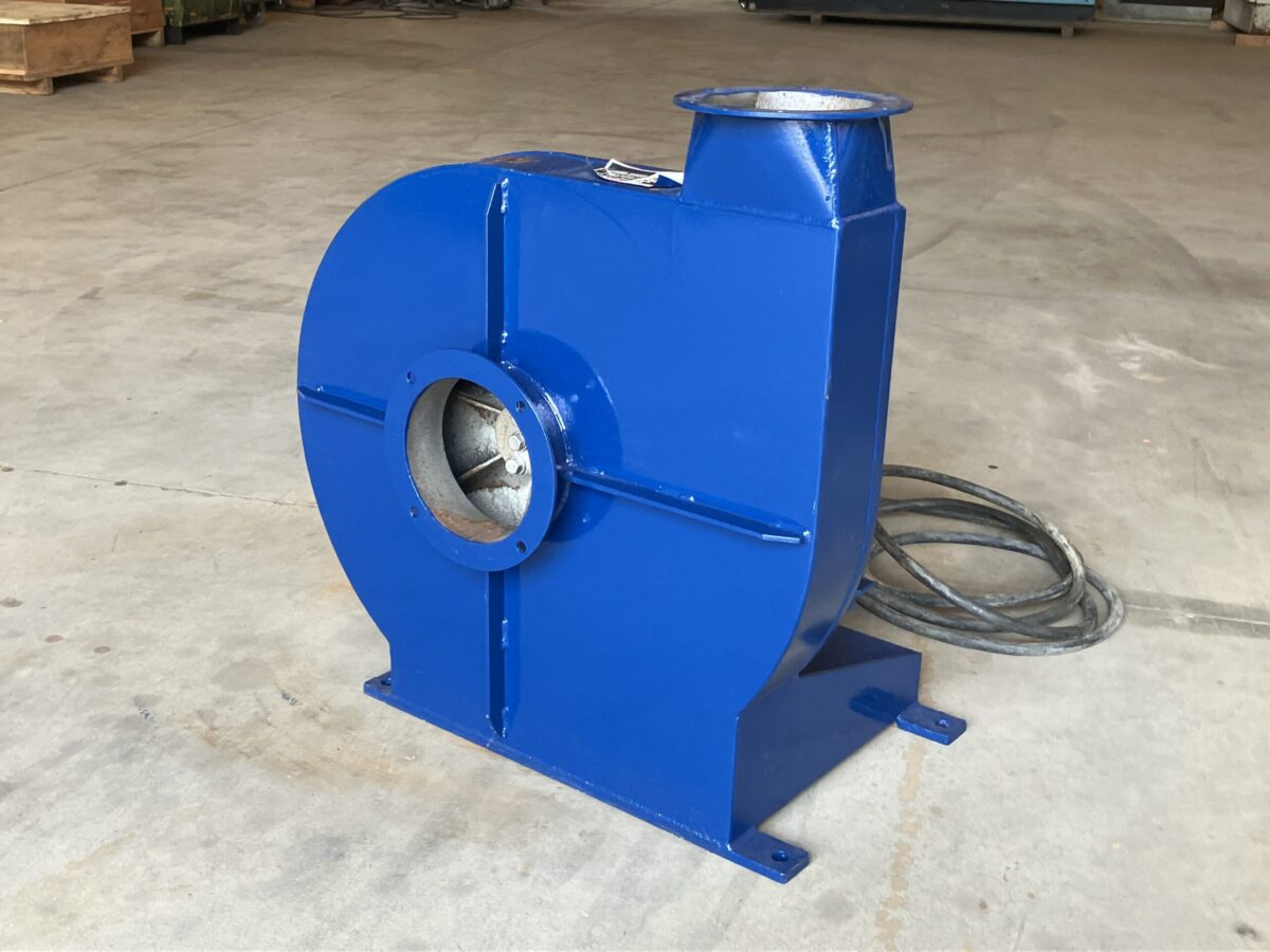 ＜ホーライ/HORAI＞圧送ブロワー 型式不明　三相200V　5.5kW　吸込口Φ170mm　インペラー径φ480mm